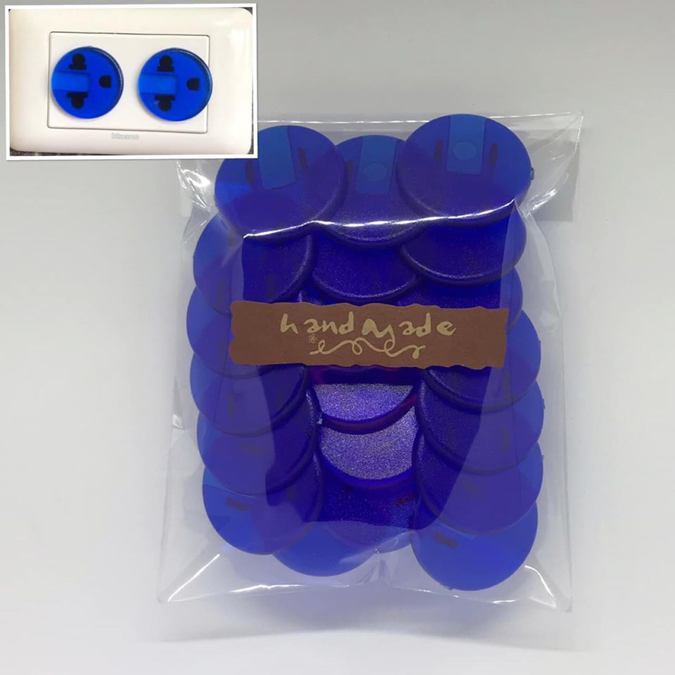 20 Pcs Blue Color Handmade®️Bignet ที่อุดรูปลั๊กไฟ Handmade®️ สีน้ำเงินใส 20 ชิ้น Safety protection 2 plug ,cover 3 plug