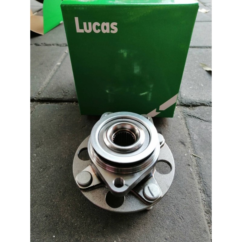 ลูกปืนล้อหน้าnissan tiida teana xtrail march navaraยี่ห้อlucas ราคาตัวละ ราคา 355 บาท*ส่งฟรี