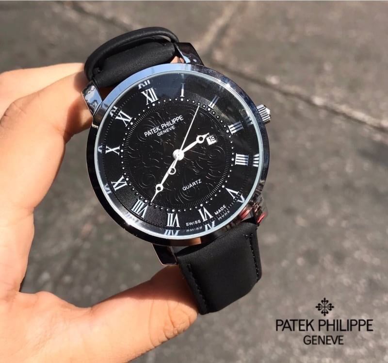 นาฬิกาข้อมือPATEK PHILIPPEนาฬิกาสายหนัง มีช่องบอกวันที่  - ขนาดหน้าปัด 40 mmพร้อมกล่องแบรนด์ สินค้าเลือกสีตามภาพ
