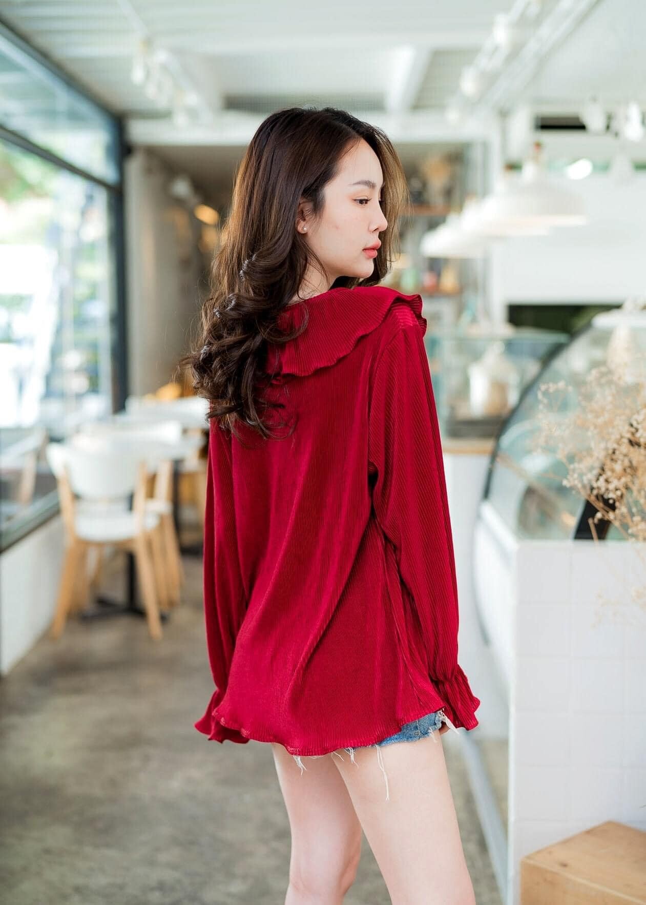 เสื้อผ้าแฟชั่นผญ คอวี ระบาย ผ้าอัดพลีท Freesize-XXXL Oversize [ราคาถูกที่สุด] No.028