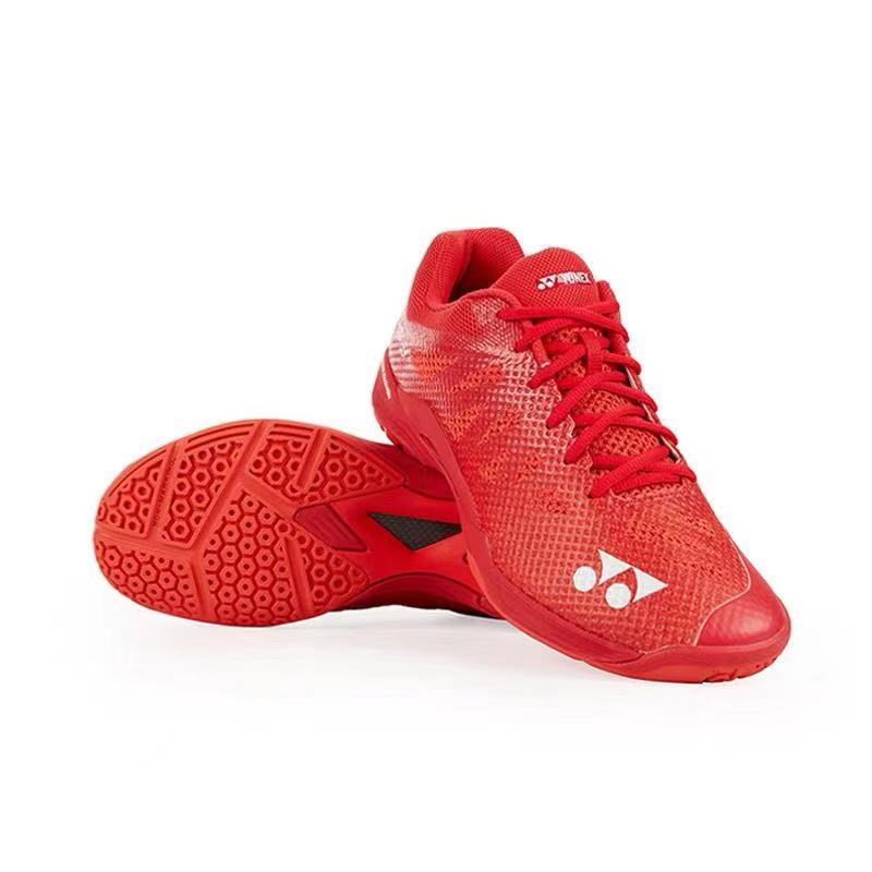 รองเท้าแบดมินตัน YONEX AERUS 3 RED