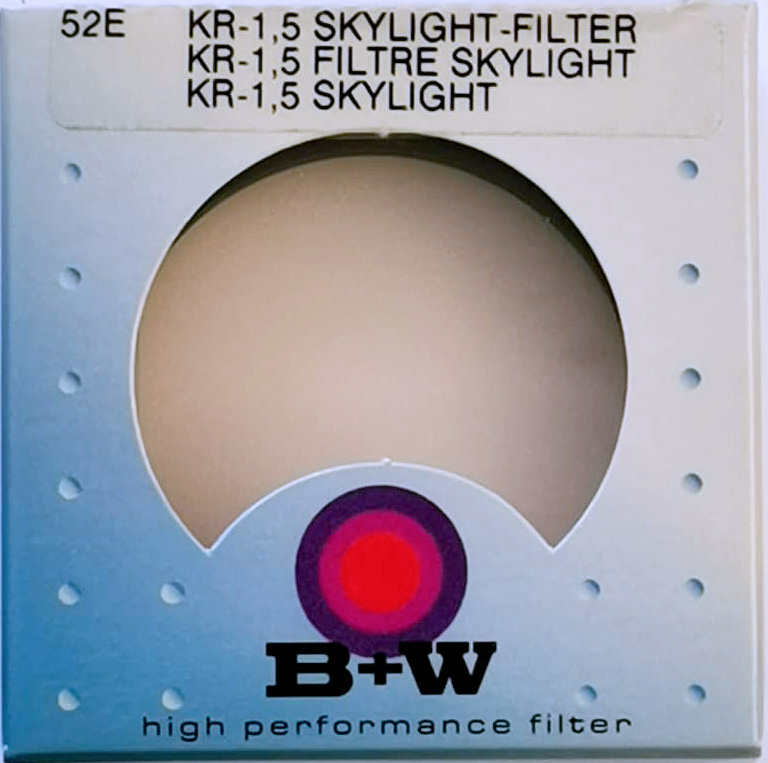 B+W KR -1,5 (Skylight) filter ของแท้ ขนาด 52-77 mm