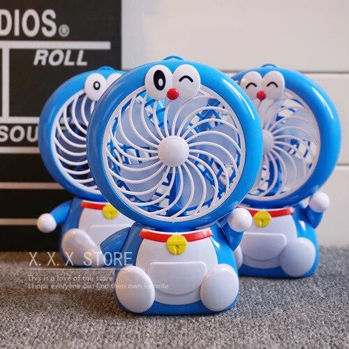 DoraemonCartoonf Mini fan พัดลมพกพาขนาดเล็กชาร์จสายUSBใส่ถ่านลมแรง