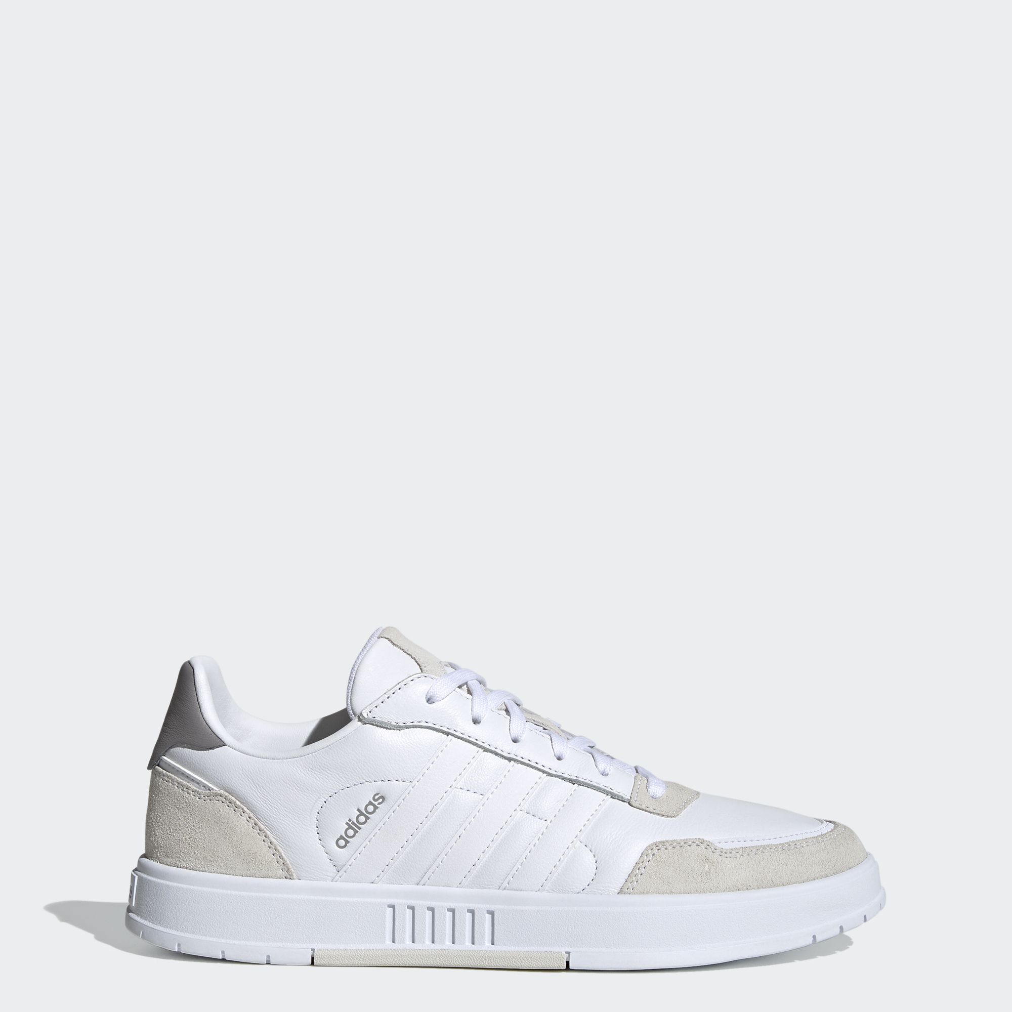adidas TENNIS Courtmaster Shoes ผู้ชาย สีขาว FV8106