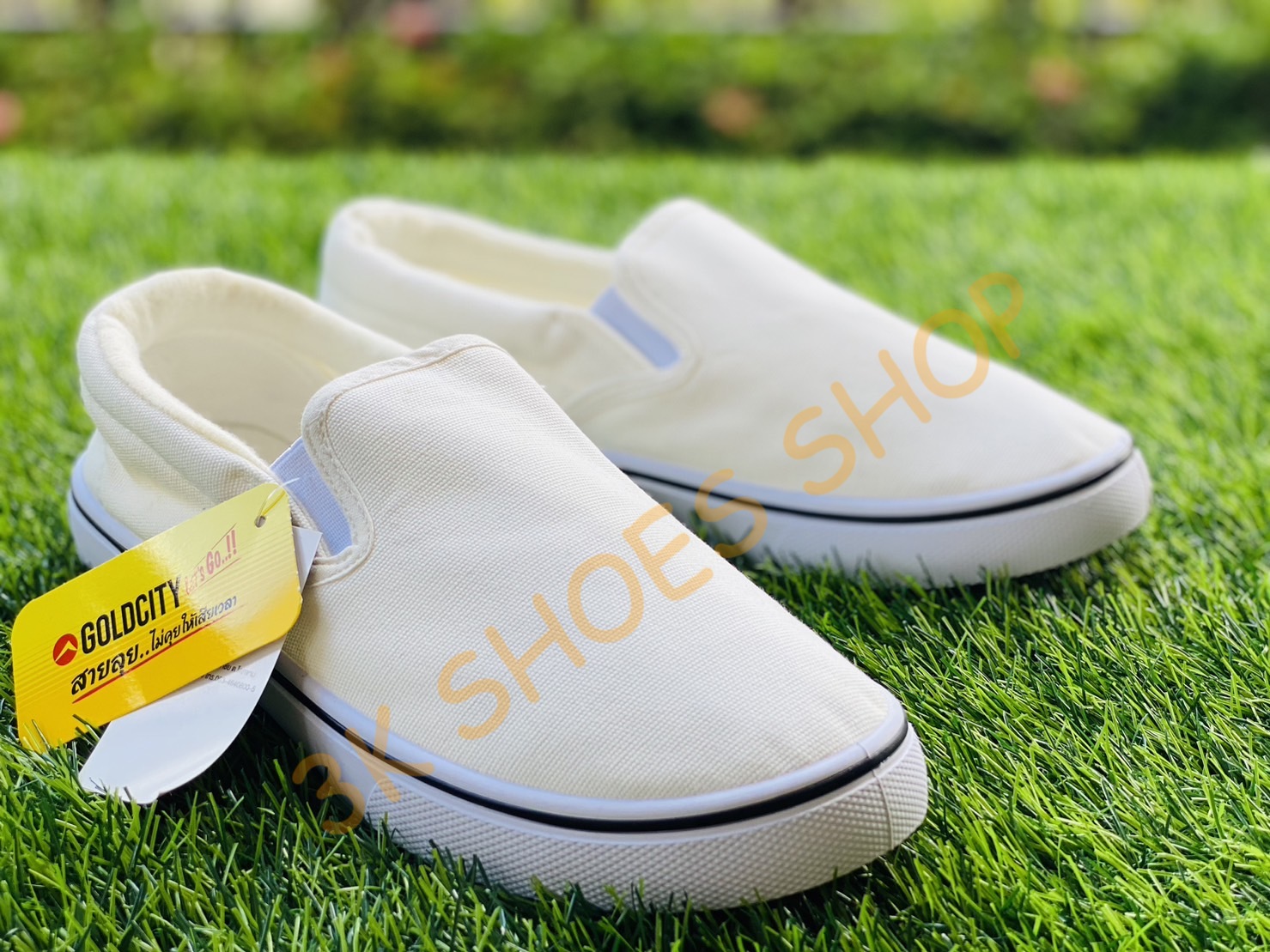 slip on shoes ราคา 99 บาท*ส่งฟรี