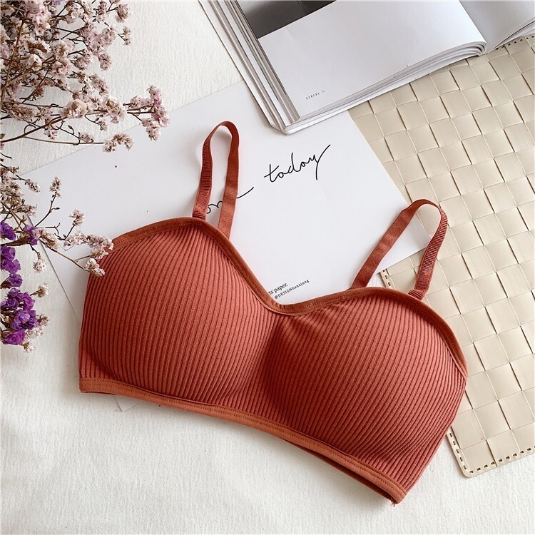 Ladybragi  Crop bra สายเดี่ยว SB-20193 บราสายเดี่ยวแบบสวม ผ้าร่อง แฟชั่นรุ่นใหม่ แบบน่ารัก เก๋ๆ ผ้าเนื้อดี ใส่สบาย น่ารักสุดๆ