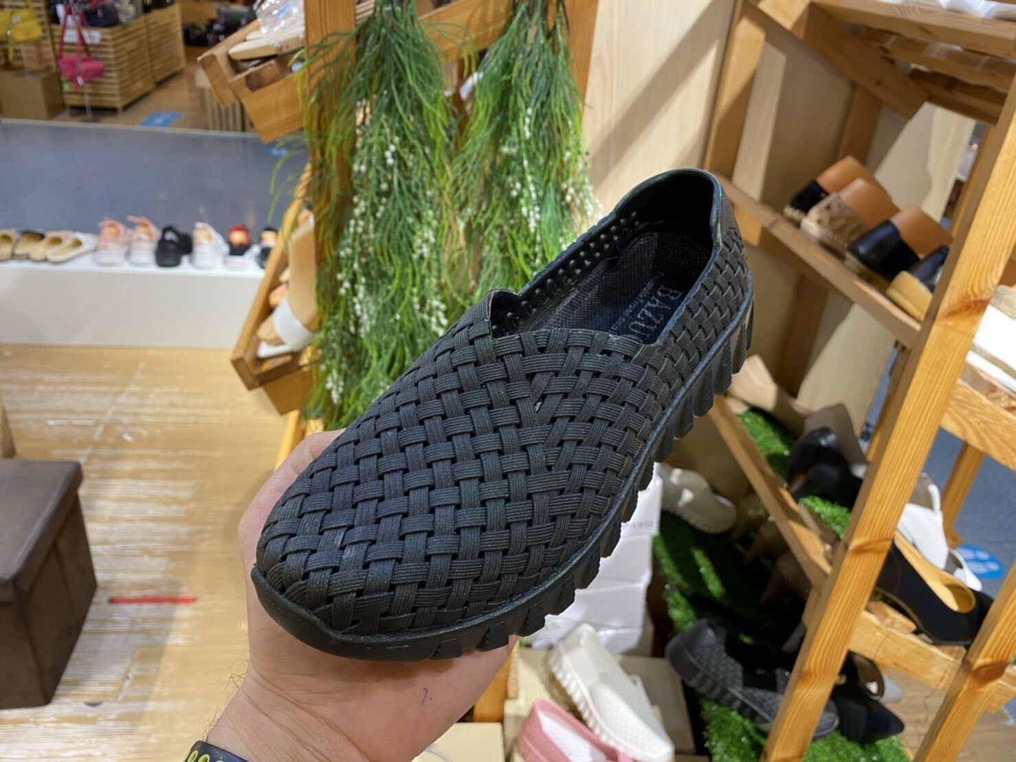 Shoes8888 Thailand รองเท้ายาง ของแท้ ใส่นิ่มสบาย มี4สี ไซล์36-40