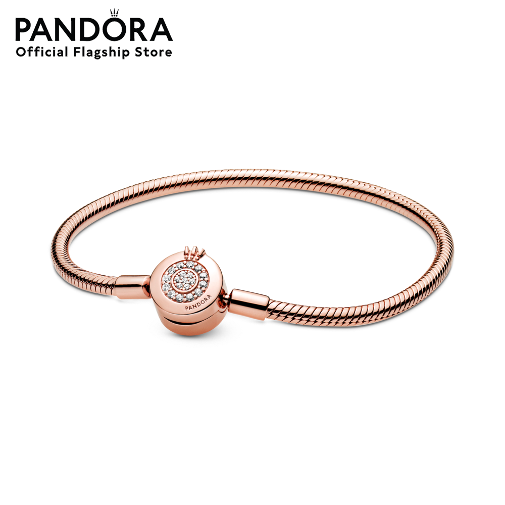 Pandora Bronze Sparkling Crown O Snake Chain Bracelet เครื่องประดับ สร้อยข้อมือ สีโรส โรส สร้อยข้อมือสีโรส สร้อยข้อมือโรส ชาร์ม สร้อยข้อมือแบบชาร์ม สร้อยข้อมือใส่ชาร์ม สร้อยข้อมือแพนดอร่า แพนดอร่า ราคา 8,400 บาท*ส่งฟรี