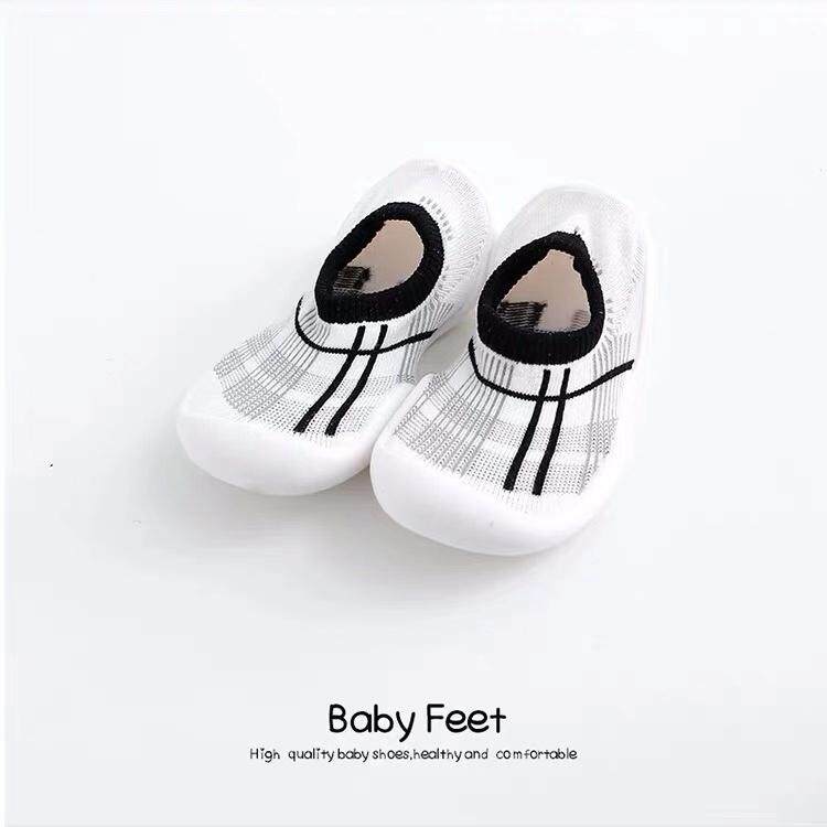 Baby Nong พร้อมส่งจากไทย! เด็กรองเท้าเด็กชายหญิง น่ารักลื่น มี14ราย 4ไซด์ เข้ารูปพอดีกับขนาดจริง ยางด้านล่างรองเท้าถัก
