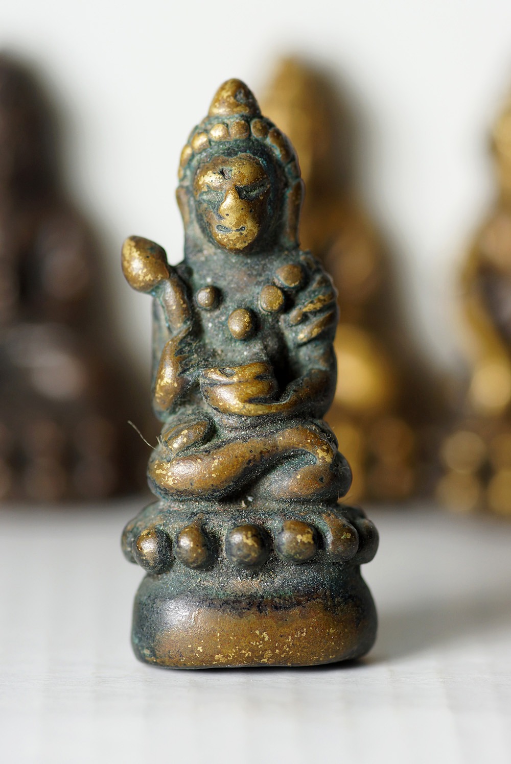 Phra Somdej wat ra kang pim yai best of benjapakee ราคา 139,559 บาท*ส่งฟรี