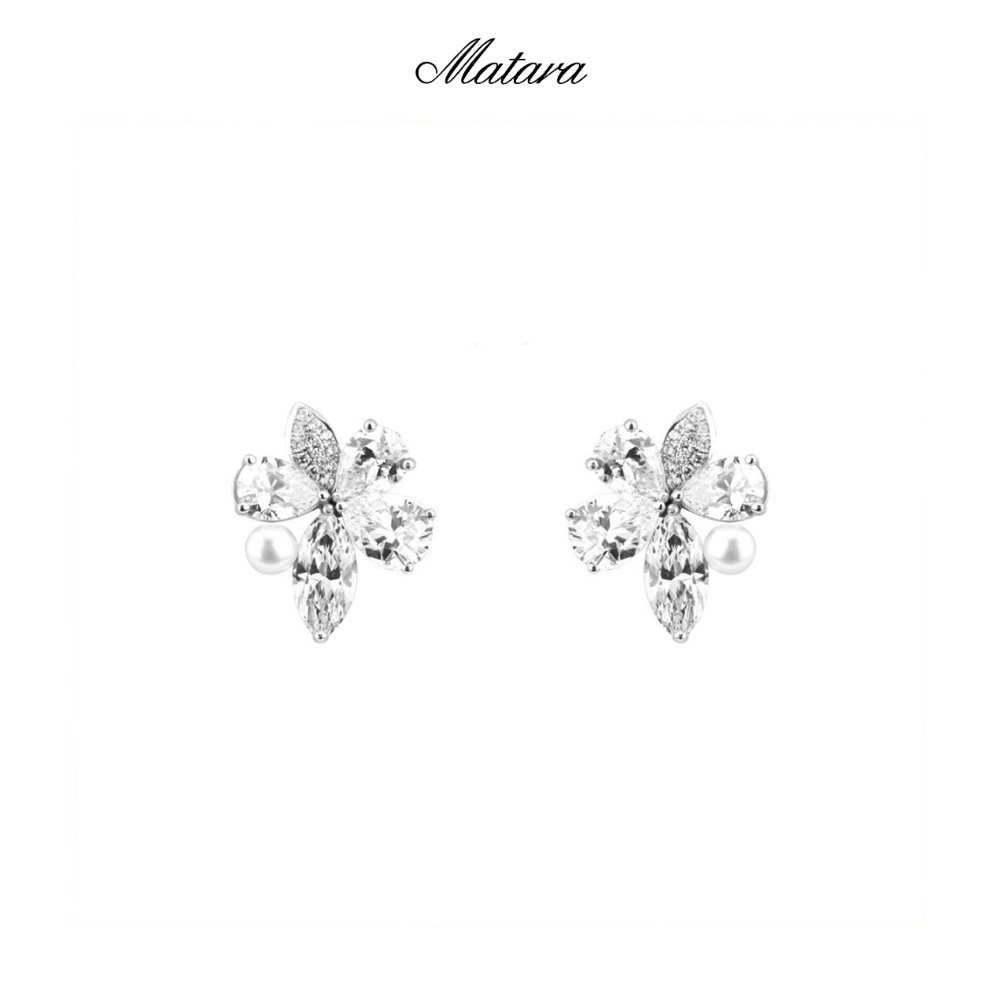 Matara Pret-a-Porter Les Fleurs Camille Earrings ราคา 15,500 บาท*ส่งฟรี