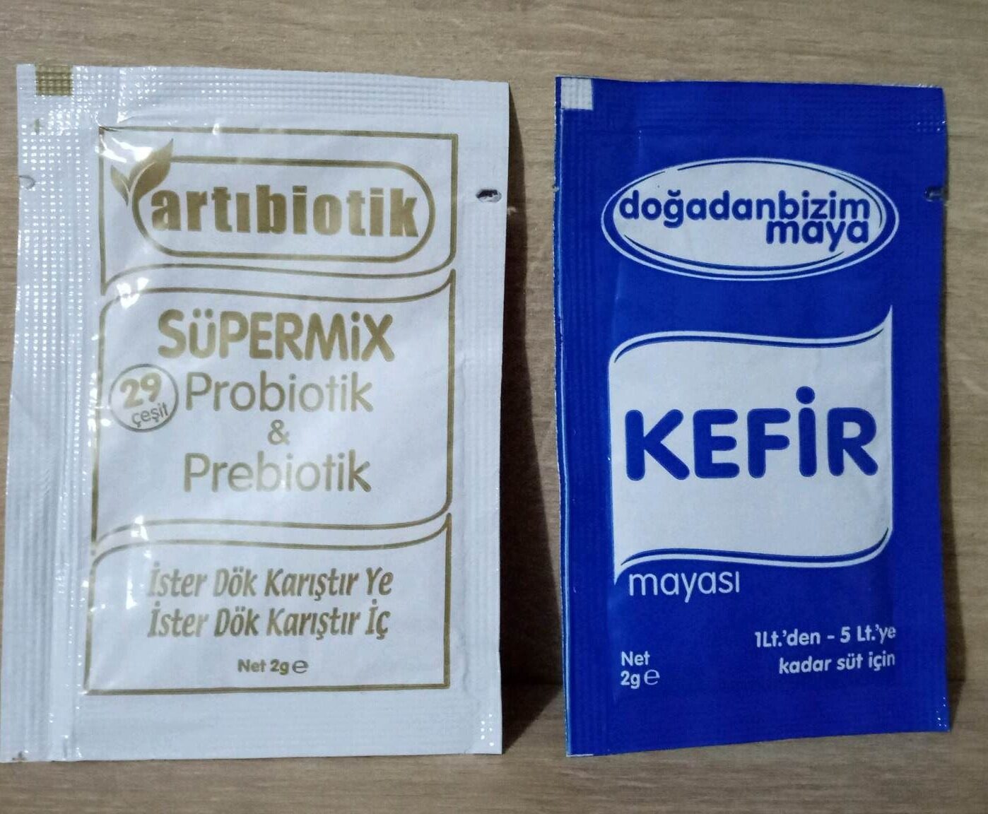 kefir คีเฟอร์ Supermix Probiotic & Prebiotic ฟรีซดรายจากตุรกี ขนาด 2 GR (1 ซอง ต่อนม 1- 5 ลิตร) (เซตคู่ ซองสีขาวและซองสีฟ้า)