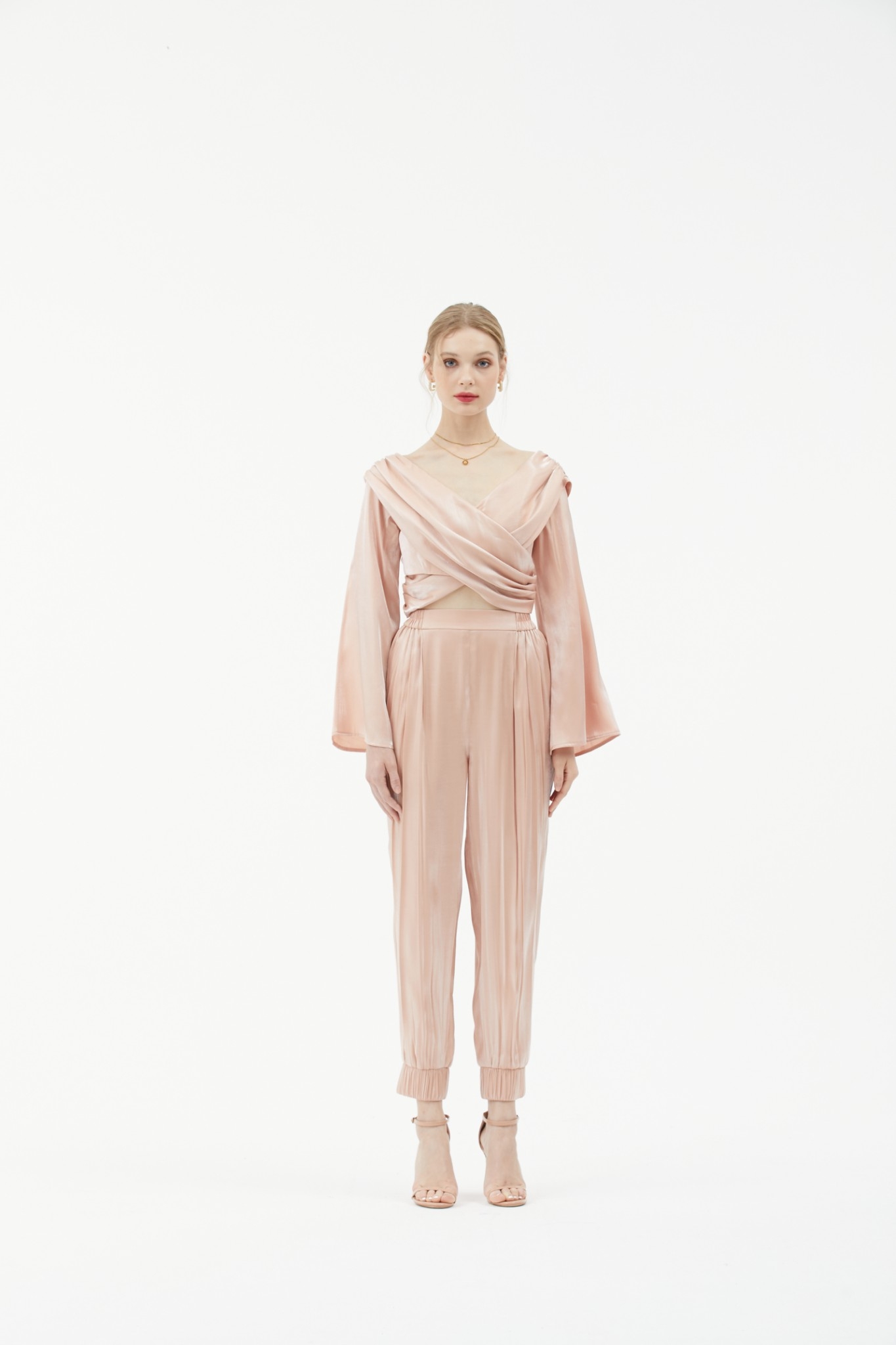 SIRINTRA Sea Collection - Kairi Pants ราคา 3,724 บาท*ส่งฟรี