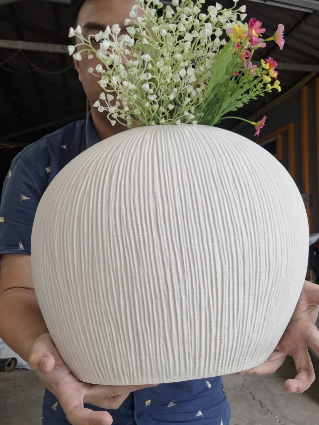 แจกันทรงเปลือกหอย ขนาม จัมโบ้ 31x35cm สีขาว ออกใบกำกับภาษีได้ ไม่รวมดอกไม้ปลอม