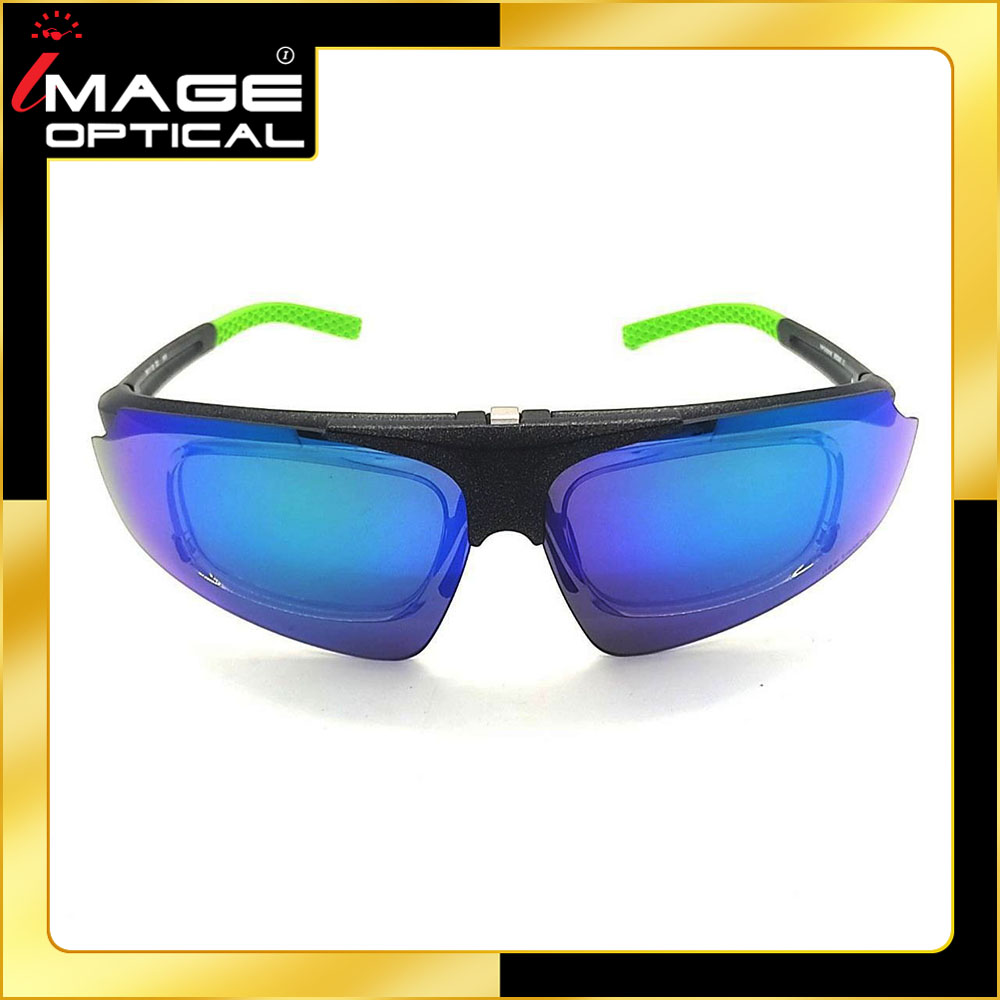 แว่นกันแดดแบรนด์เนม ผู้ชาย ยี่ห้อ NEW BALANCE รุ่่น NB08047-02 ราคา 3,835 บาท*ส่งฟรี