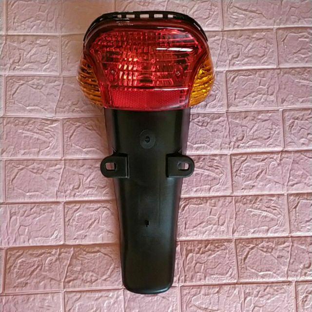 ชุดไฟท้าย HONDA dream exces , ฮอนด้า ดรีม เอ็กเซล เอ็กเซส 4631-047-ZRO ไฟท้าย บังโคลน มอเตอร์ไซค์