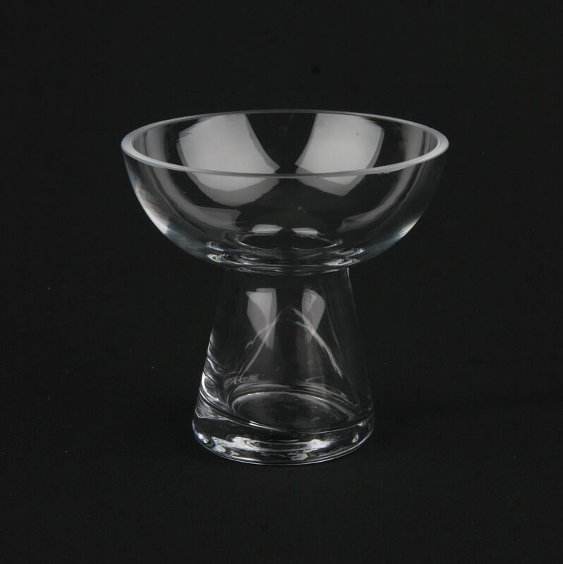 แก้วสวยๆ แก้วดีไซน์สไตล์โมเดิร์น Modern Glass สำหรับใส่อาหารเครื่องดื่มเพื่อความสวยงาม
