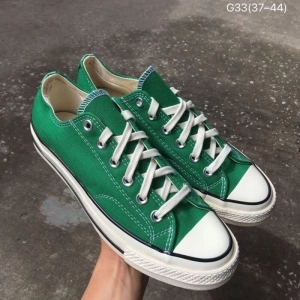 ภาพหน้าปกสินค้ารองเท้าผ้าใบ Converse all star สีเขียว ของมีจำนวนจำกัด(made in  vietnam)แท้100% ซึ่งคุณอาจชอบราคาและรีวิวของสินค้านี้