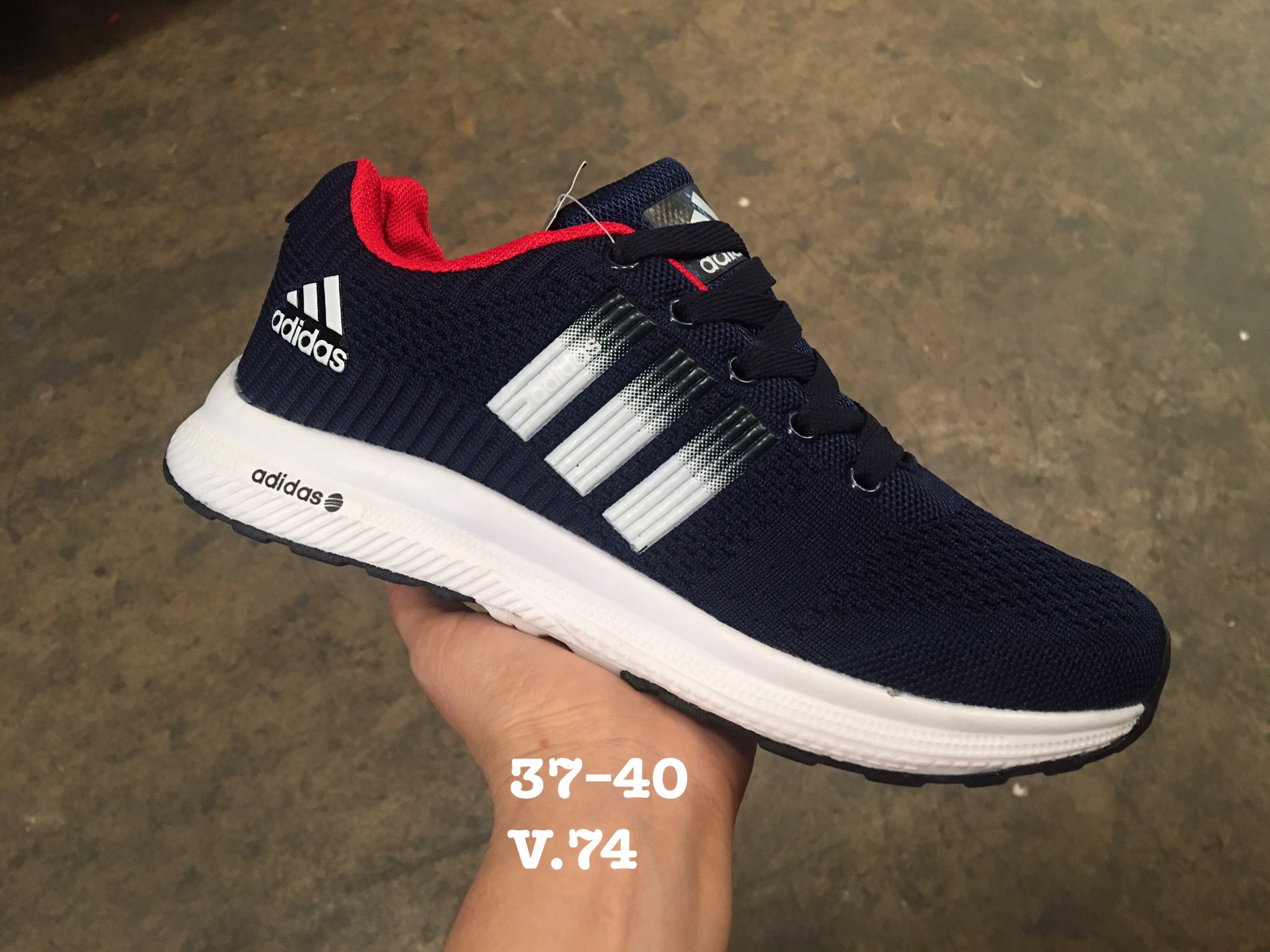 [2.00PM] รองเท้าวิ่งAdidass Ultra Boosts (+1 Size)  [size: 36-45] สีดำ พร้อมกล่อง รีวิวจากงานจริง รองเท้าวิ่งชายหญิง รองเท้าผ้าใบ รองเท้าออกกำลังกาย