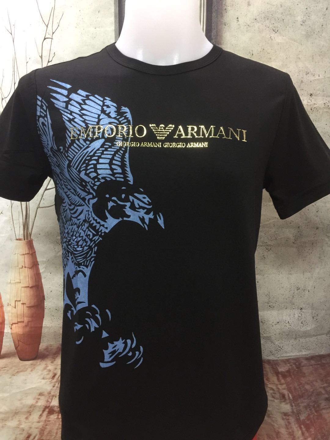 Giorgio Armani Fashion Men T-shirt เนื้อผ้าดีมาก ส่งเร็ว ถูกใจมากค่ะ