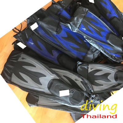 ดูภาพ ตีนกบ สีดำ-เทา หรือ สีดำ-น้ำเงิน (40-41) (42-43) (44-45) Fins ดำน้ำยิงปลา ปืนยิงปลา หน้ากากดำน้ำ ท่อสน็อคเกิล ยางยิงปลา ชุดเว็ทสูทดำน้ำ แว่นดำน้ำ 1 เพิ่มเติม ตีนกบ สีดำ-เทา หรือ สีดำ-น้ำเงิน (40-41) (42-43) (44-45) Fins ดำน้ำยิงปลา ปืนยิงปลา หน้ากากดำน้ำ ท่อสน็อคเกิล ยางยิงปลา ชุดเว็ทสูทดำน้ำ แว่นดำน้ำ 1