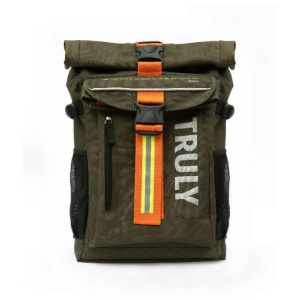 ภาพหน้าปกสินค้าพร้อมส่ง NEW !!!🔥 กระเป๋าเป้ BACKPACK TRULY REFLECT BAG แบกสีเขียว รุ่นใหม่ ที่เกี่ยวข้อง