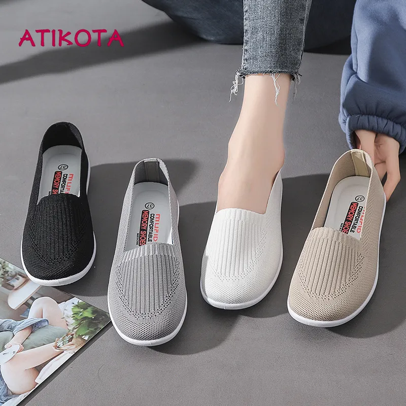 Atikota Shop รองเท้าผ้าใบผู้หญิง รองเท้าผ้าใบสลิปออนผญ รองเท้าแฟชั่นผญ ใส่สบาย
