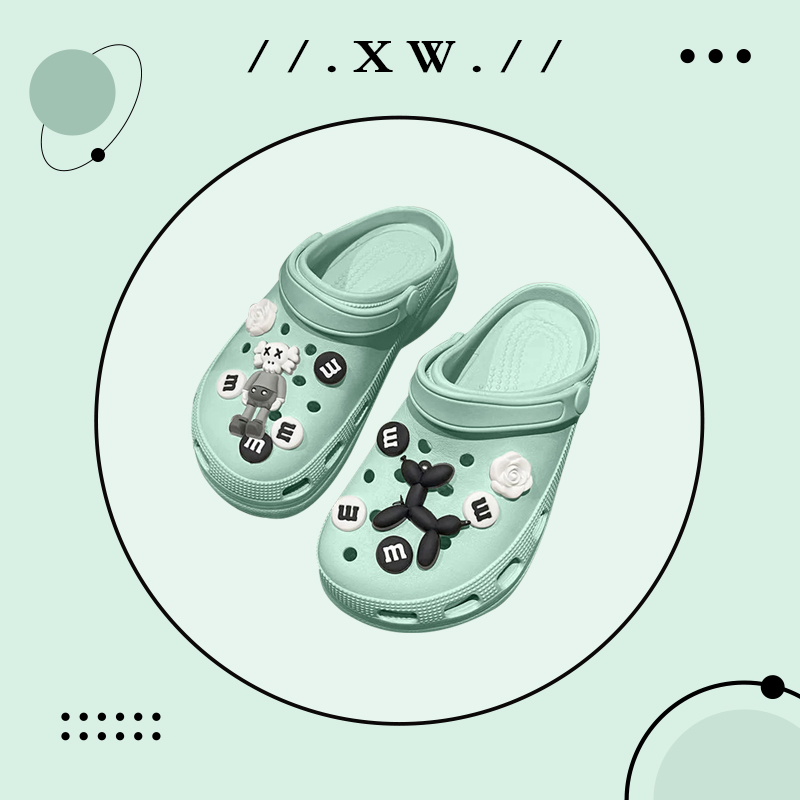 XWshop hot D big head strap sandals heel white color decoration with stripe cartoon Super eyebrow top Lahore💜Passive tone cartoon black white stand one super😻 ราคา 116 บาท*ส่งฟรี