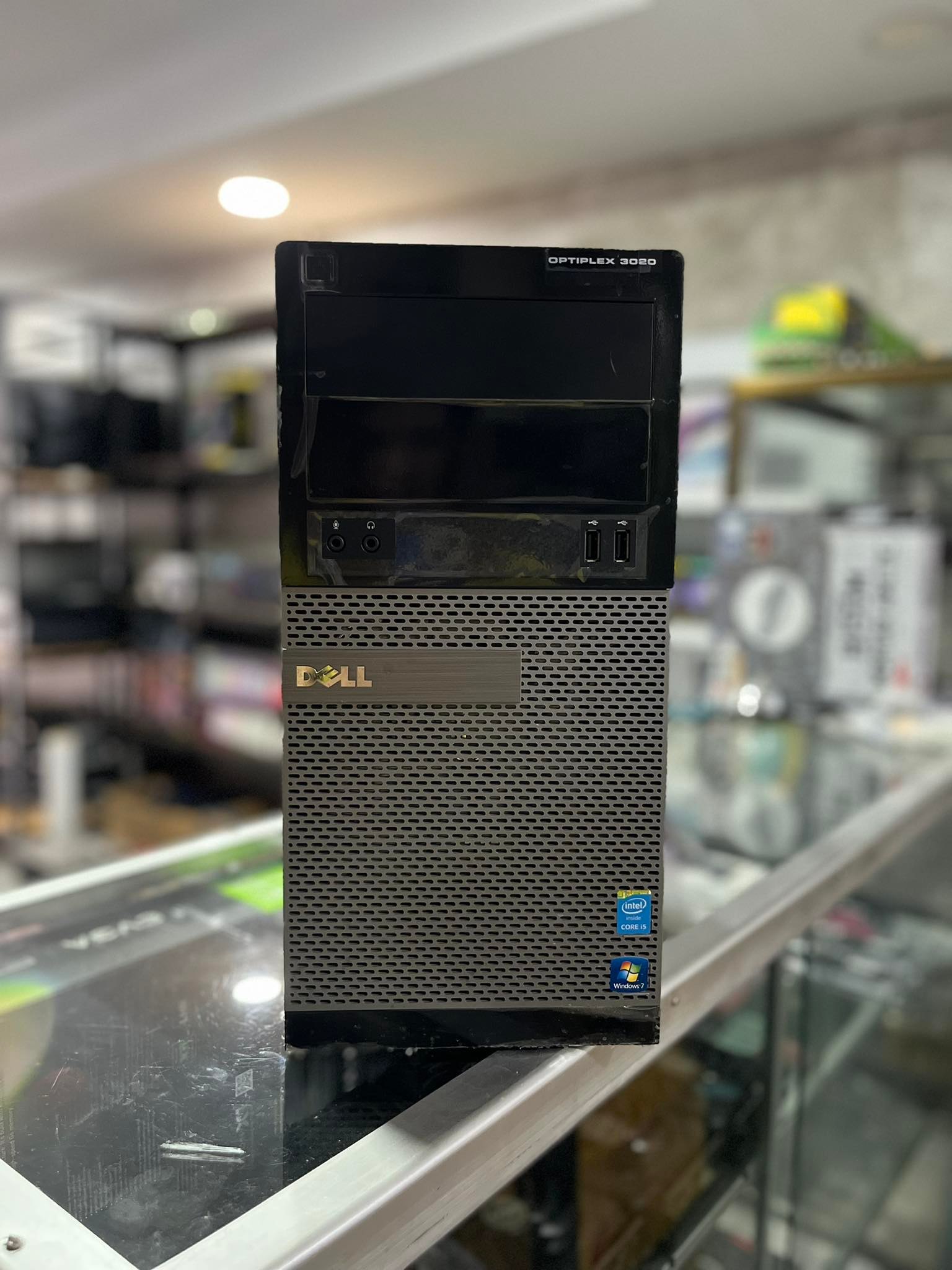 อุปกรณ์คอมพิวเตอร์และชิ้นส่วน Dell Core i3 gen4 พร้อมโปรแกรมพื้นฐานพร้อมใช้งาน REFURBISHED