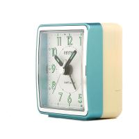 นาฬิกาตั้งโต๊ะ RHYTHM นาฬิกาปลุกตั้งโต๊ะ  Alarm clock  ขนาดเล็กมาก เพียง 5.7 ซม.ไม่มีพรายน้ำ-CRE210NR