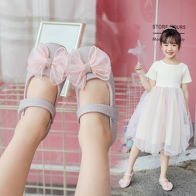 9004 รองเท้าคัทชู โบว์ เด็กหญิง ประดับด้วยกลืสเตอร์รอบตัว ไซส์ 26-36 มี3สี ชมพู ครีม และฟ้า