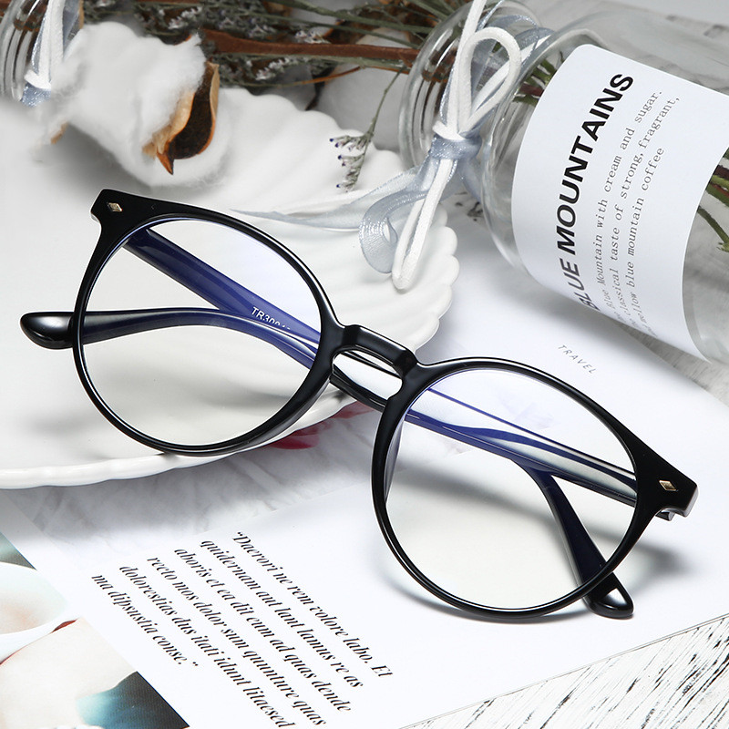 แว่นกรองแสงสีฟ้า เลนส์ลูบบล็อคออโต้  แถมฟรีกล่องแว่นพกพาคุณภาพดี+ผ้าเช็คเลนส์ฟรี