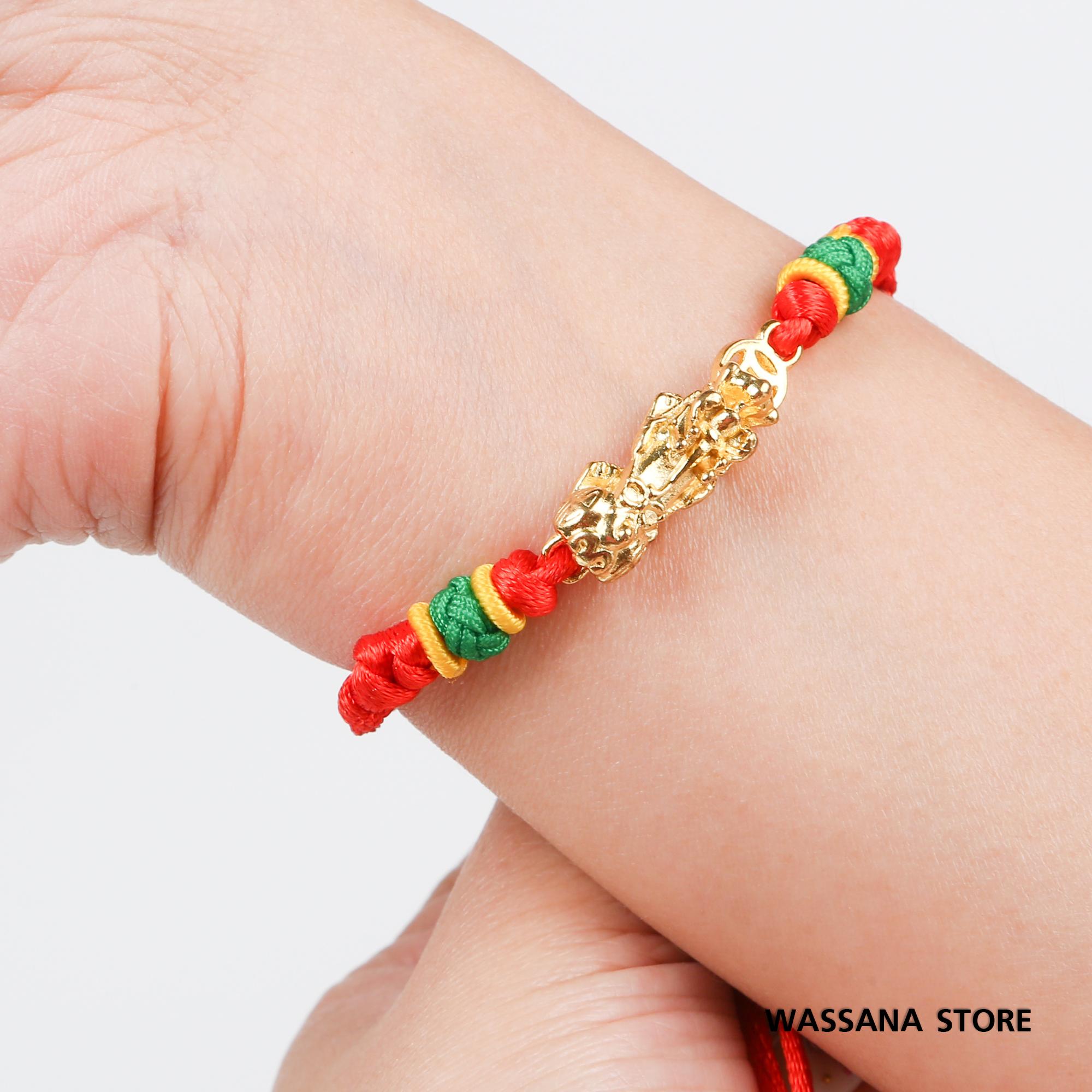 ปี่เซียะคาปเหรียญ ปี่เซียะเดี่ยว สร้อยข้อมือแดงปี่เซียะ ข้อมือปี่เซียะ ด้ายแดงปี่เซีย กำไลปี่เซียะ เรียกเงิน ทอง อ้าปากรับทรัพย์ ให้โชคลาภ มั่งคั่งร่ำรวย เสริมฮวงจุ้ย แก้ชงปี 62