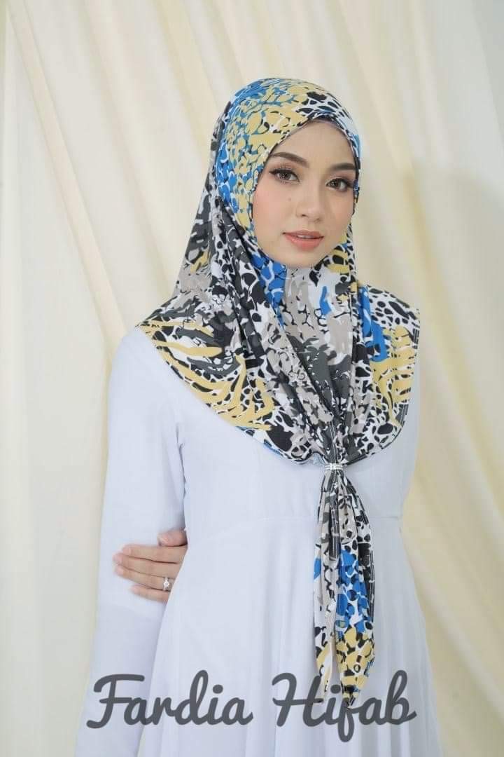 Fardia Hijab ฮีญาบสวมสำเร็จผ่าหน้านำเข้าแท้100