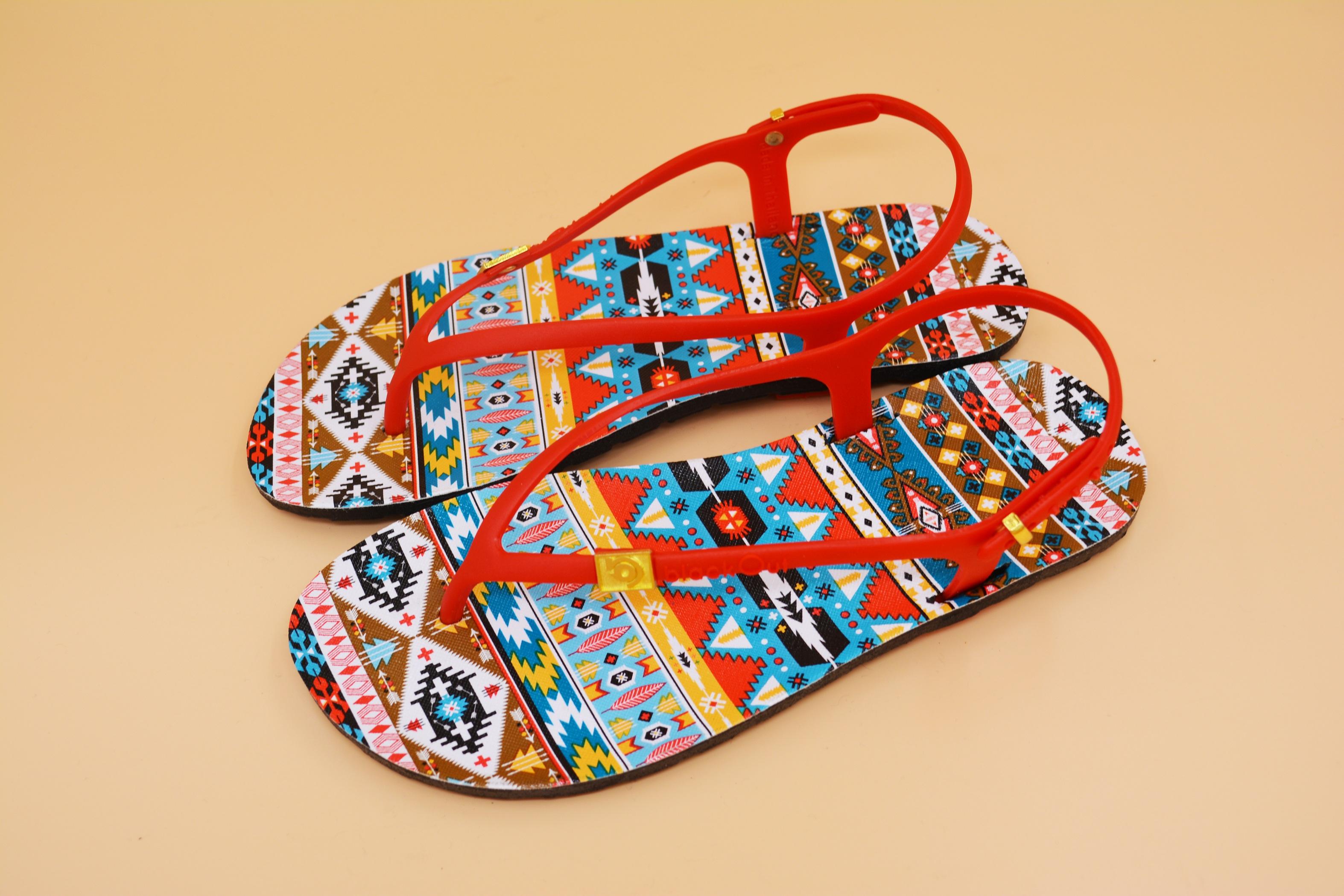 BlackOut FlipperSlingback รองเท้าแตะ แตะรัดส้น พื้นอินเดียแดง ราคา 360 บาท*ส่งฟรี