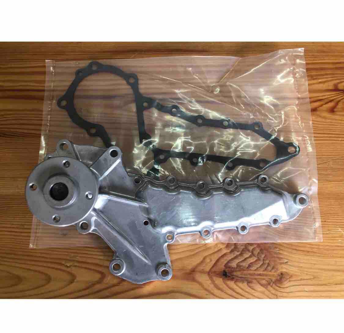 ปั้มน้ำ และ ประเก็น คูโบต้า kubota L3408,L3608,L4508,L4708