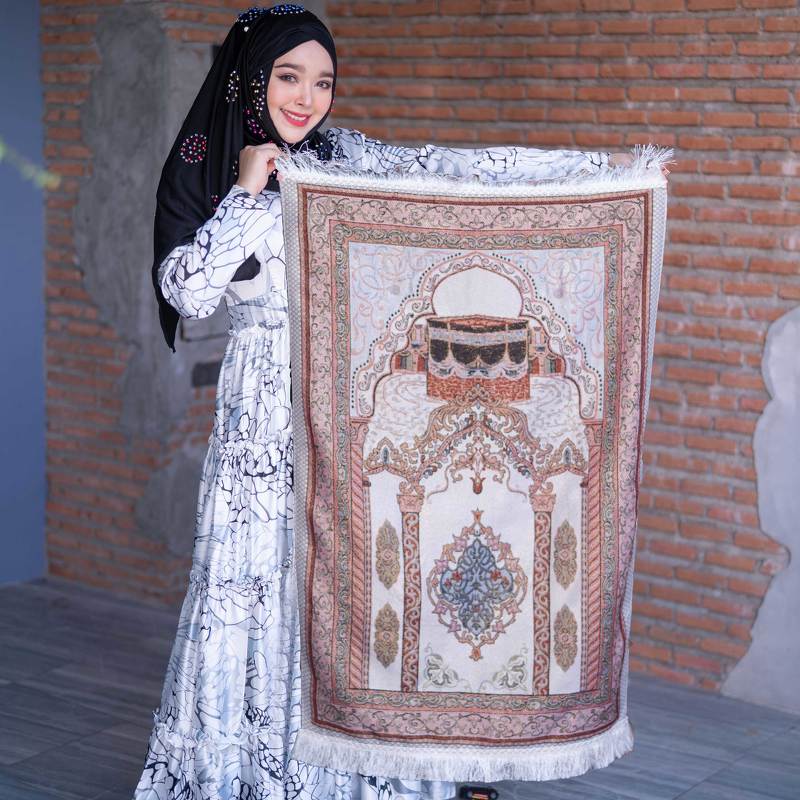 PU62ผ้าปูละหมาดแบบพกพา ขนาด(size)  ยาว107 เซนติเมตร  กว้าง 71 เซนติเมตร อิสลาม ผ้าปูละหมาดสำหรับมุสลิม  ละหมาด มุสลิม อิสลาม เสื้อผ้ามุส