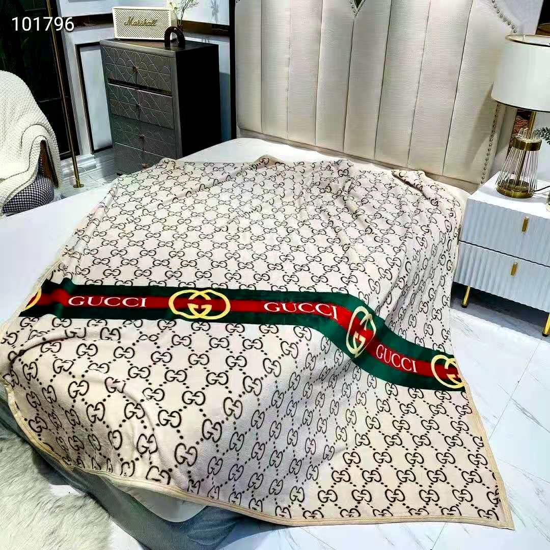 ผ้าห่ม ผ้าห่มนาโน5ฟุต ผ้าห่ม GUCCI ขนาด150*200cm ผ้าห่มแบรนด์เนม ชุดผ้าปูที่นอน รัดมุม ชุดที่นอน Fitted sheet คุณภาพดี มีพรัอมกล่อง เกรดAAA