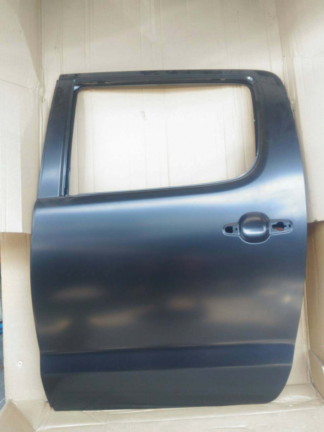 Mr. Auto ประตู โตโยต้า วีโก้  ปี 2004-2012 สำหรับรถ4ประตู หลังซ้าย ประตู บานประตู TOYOTA VIGO 2004-2012 4D RL **สินค้าเป็นสีพื้น ต้องทำสีเอง