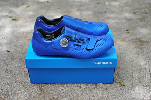 รองเท้าปั่นจักรยาน สำหรับเสือหมอบ SHIMANO รุ่น RC5