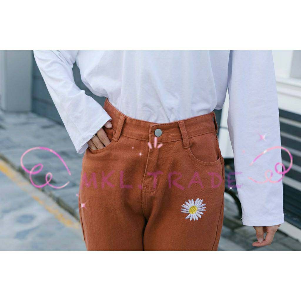 Kaykai_Shop กางเกงยีนส์ขายาวทรงบอย ✨ปักลายดอก ลายอักษร? เอวสูง?✨ #8025
