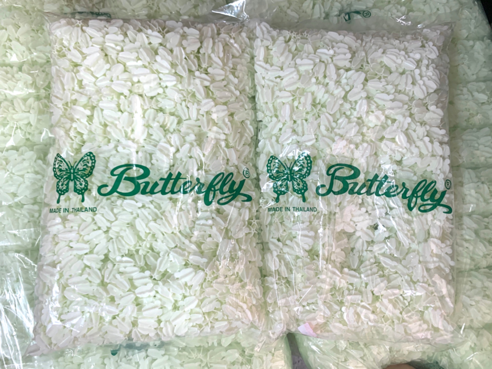 ดอกรักพลาสติก ดอกรักปลอม ตราbutterfly (ขายเป็นห่อ)