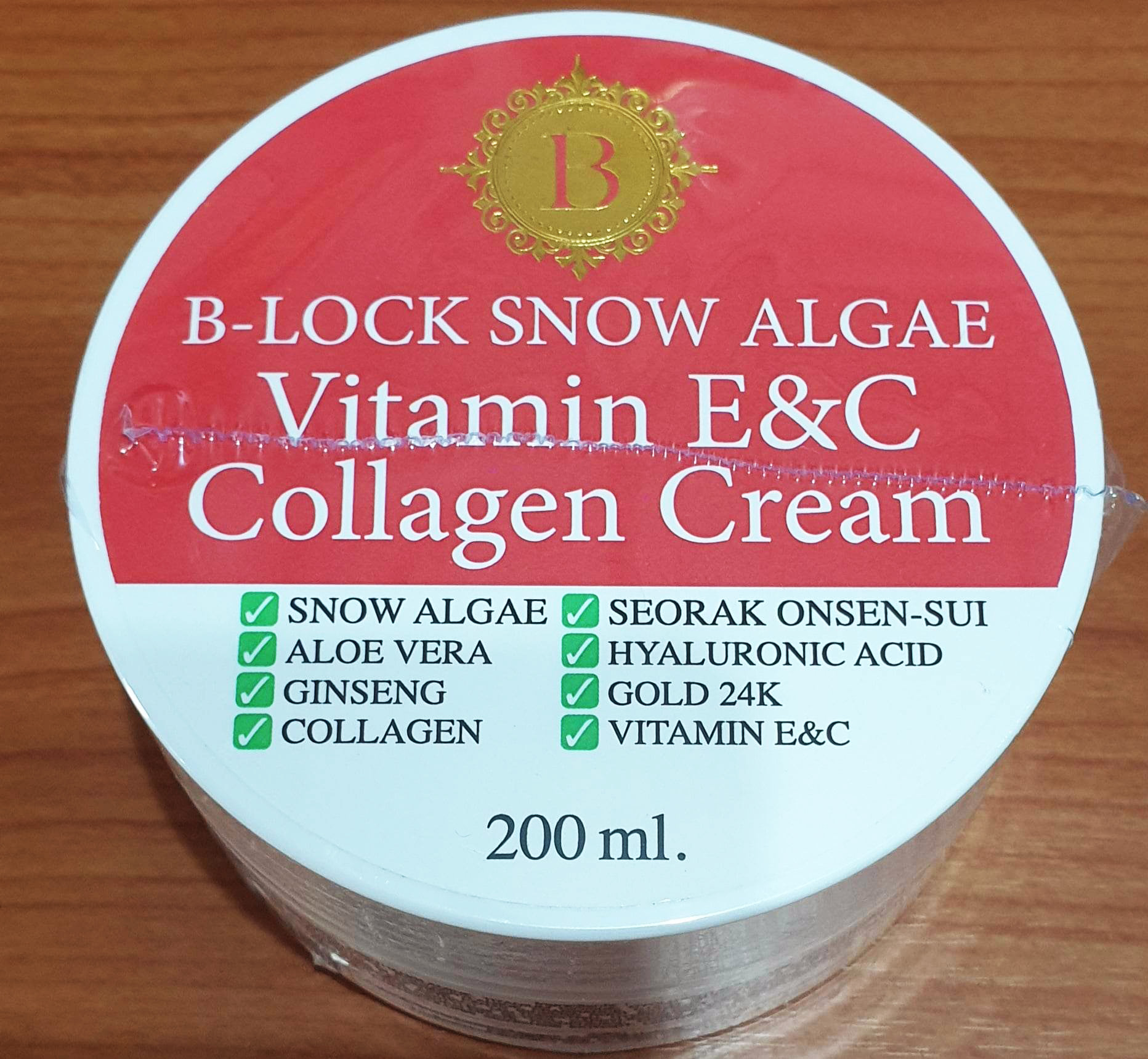 B-Lock B-Lock Cream Collagen, Large Size 200 Ml. New, Expires in 2027. Face and Body Cream. Apply and You Will Be Whiter, Brighter, More Radiant, Moisturized, and Absorbs Quickly. 1 Jar. ราคา 285 บาท*ส่งฟรี
