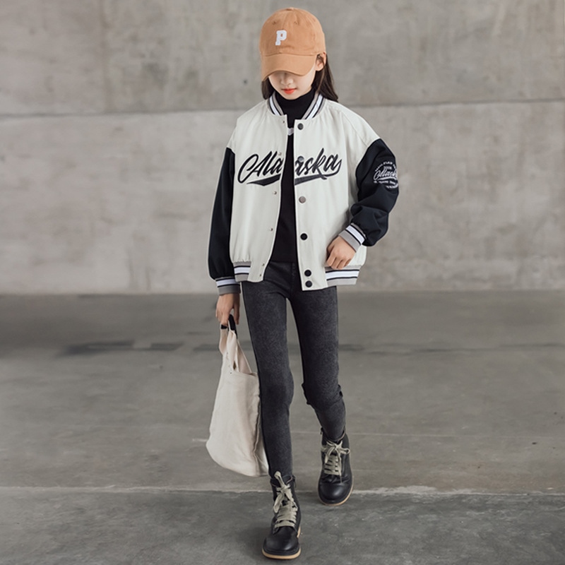 [COD] Girls' jacket 2021 autumn new style loose medium and large children's baseball uniform alphabet casual trendy ราคา  745 บาท*ส่งฟรี