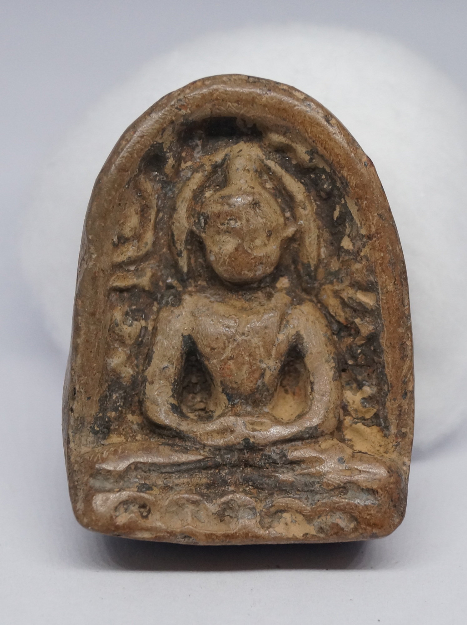 พระซุ้มกอ พิมพ์ใหญ่ มีกนก กรุวัดฤาษี (รับเทรินสินค้า it & นาฬิกา) ราคา 989,500 บาท*ส่งฟรี