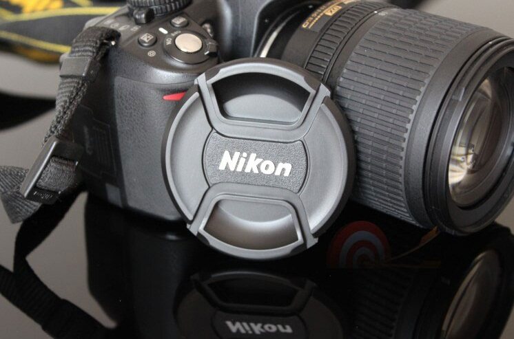 ฝาปิดหน้าเลนส์ Nikon  52-77 mm