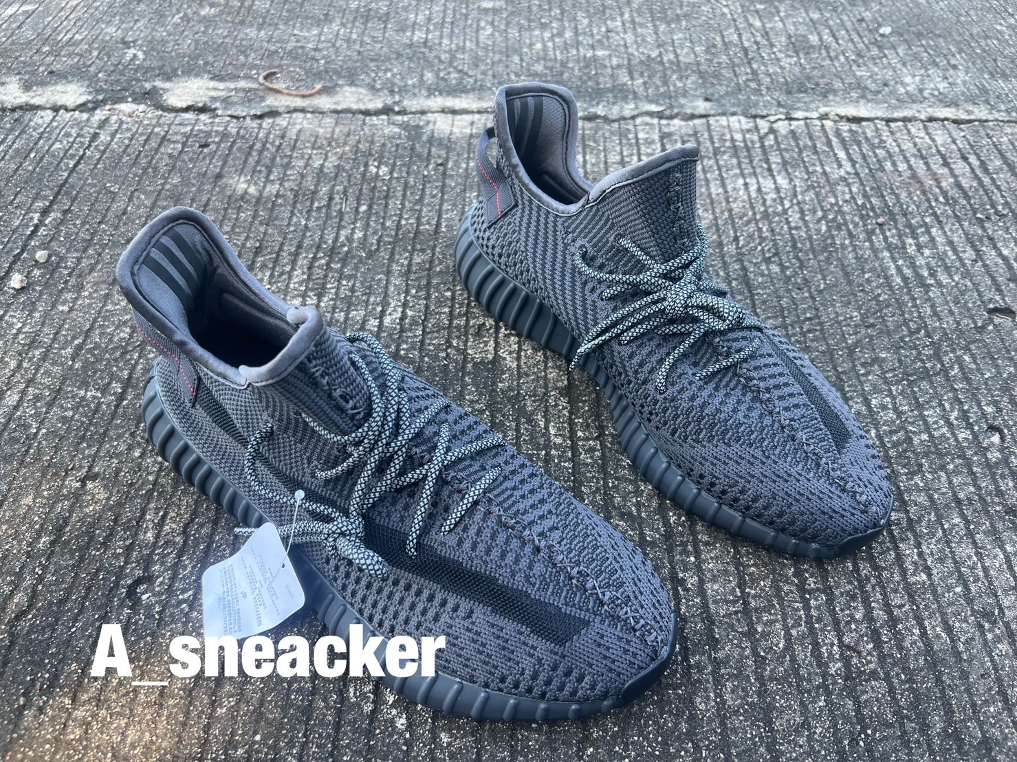 adidas gazelle silver green womens Adidas Yeezy Boost 350 V2 Cream Shoes (Size 44)