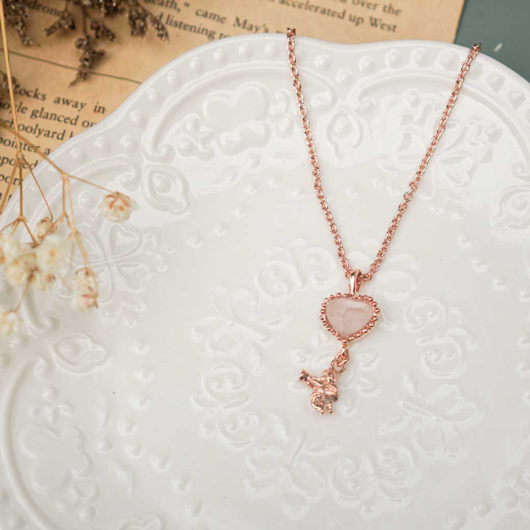 เครื่องประดับ Rock Me Jewelry รุ่น Cupid Pendant สร้อยคอ จี้ ทองเหลือง ประดับพลอย ราคา 890 บาท*ส่งฟรี