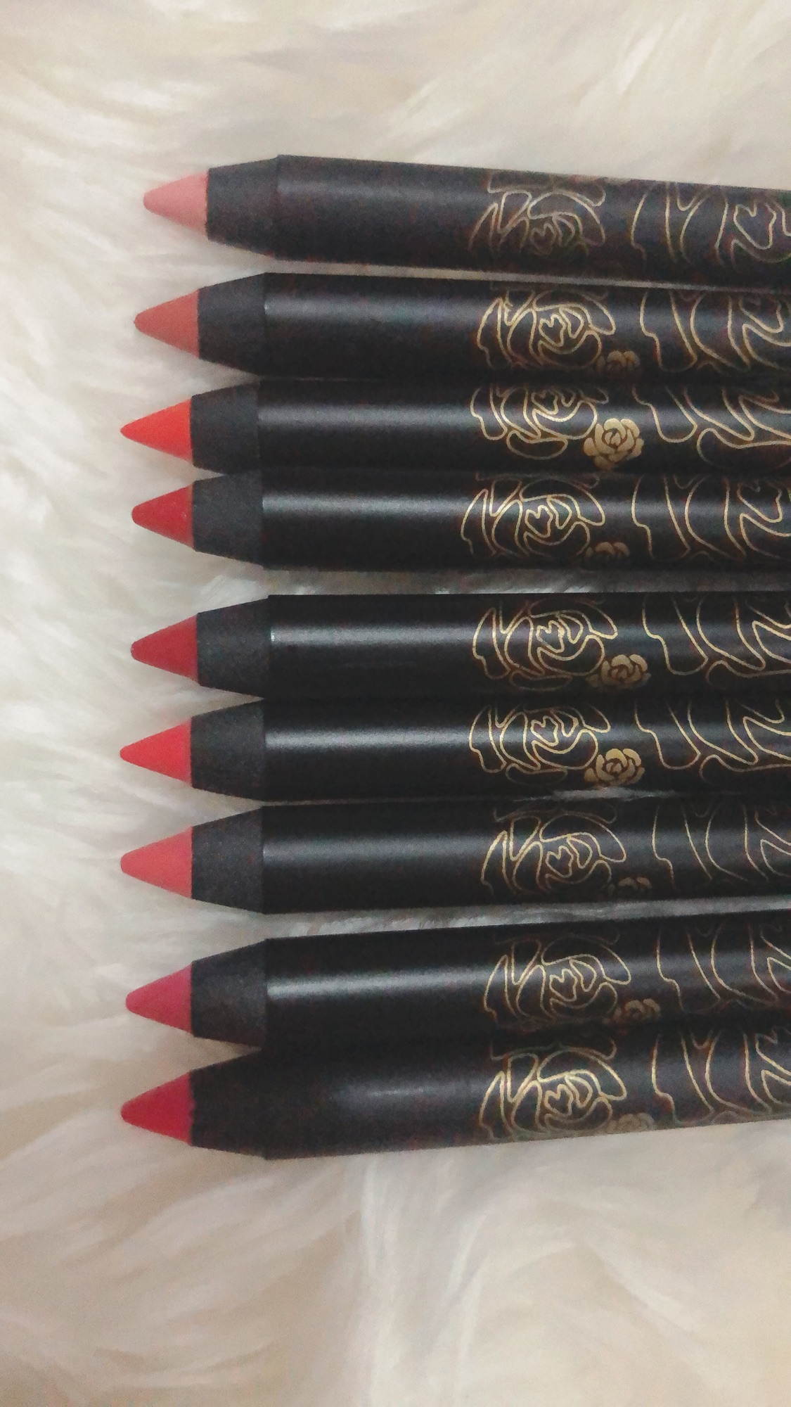 MEILINDA Miracle Colors Fit Lip Liner 9 สี 9 แท่ง