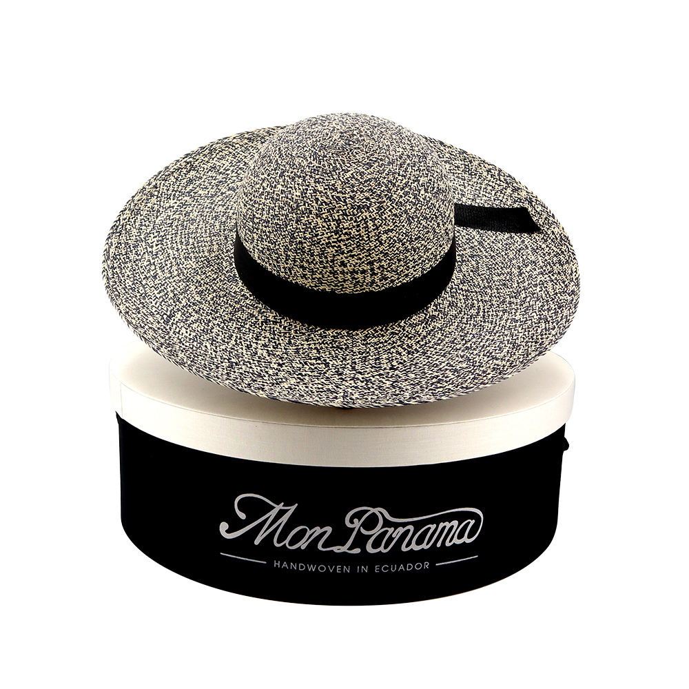Panama hat, beach hat MONPANAMA SOPHIA ราคา 8,500 บาท*ส่งฟรี